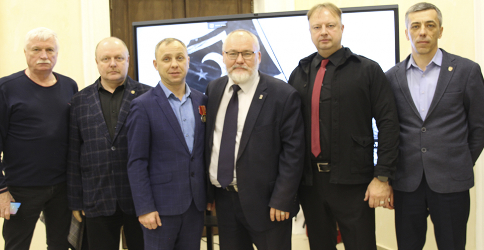 Изображение галереи