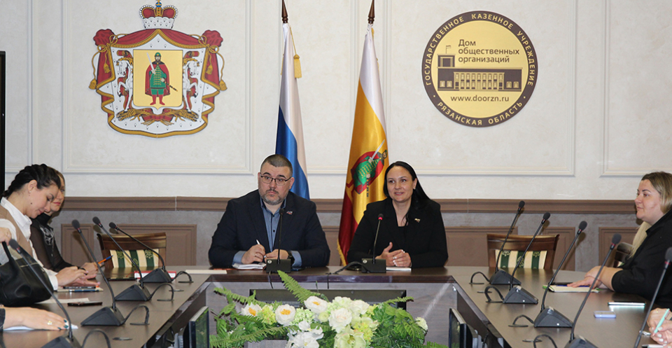 В Доме общественных организаций в рамках Фестиваля «Подснежник» прошёл круглый стол