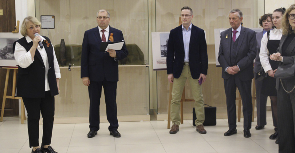 Изображение галереи