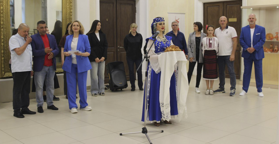 Изображение галереи