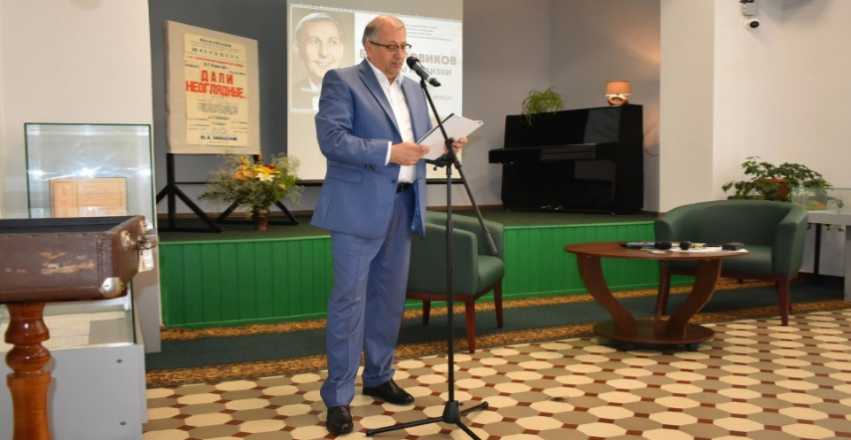 Изображение галереи