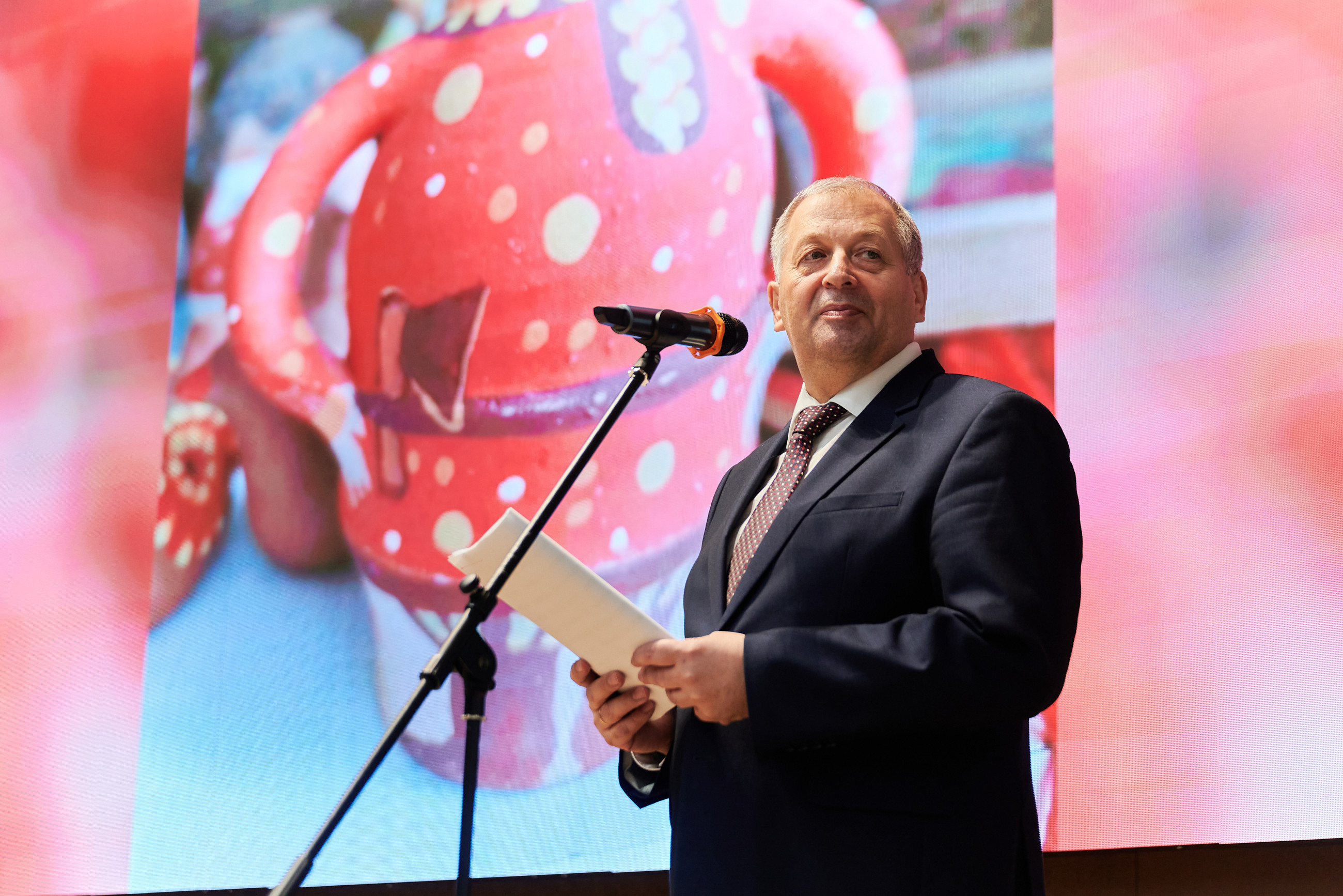 Изображение галереи