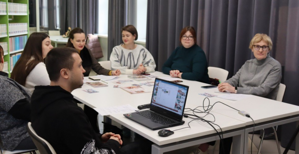 Изображение галереи