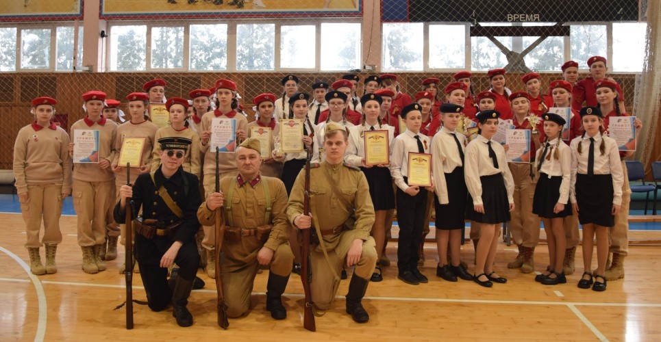 Смотр строя и песни прошёл в Рыбновском районе!