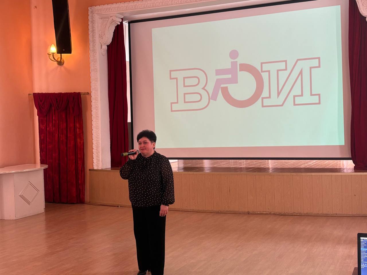 Изображение галереи