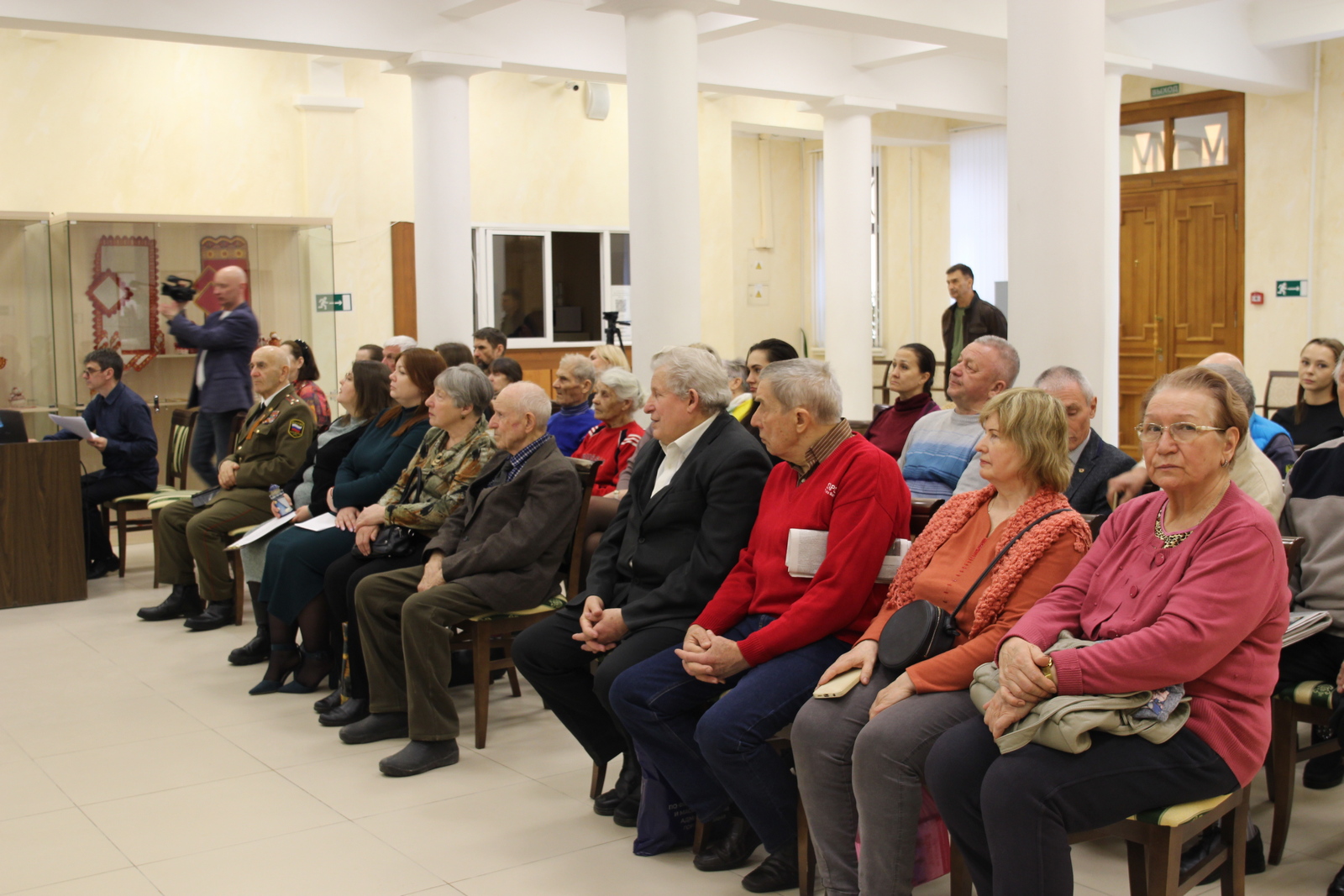 Изображение галереи