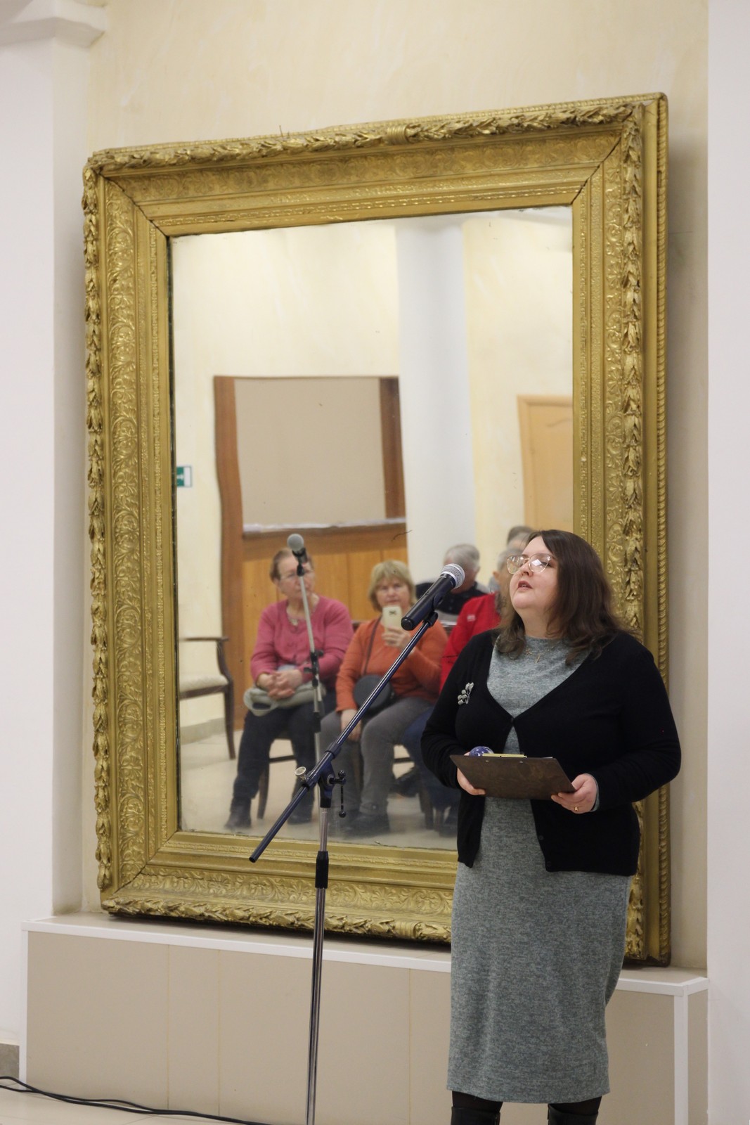 Изображение галереи