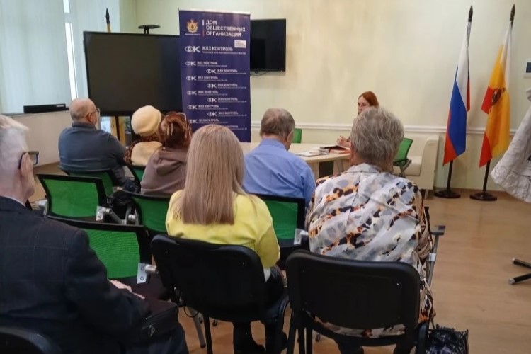 Школа ЖКХ продолжает активную работу