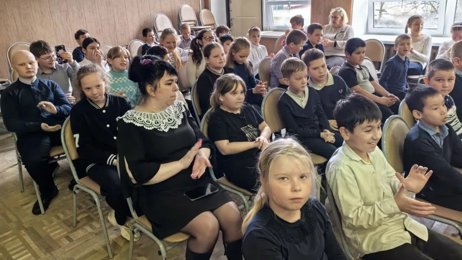 Изображение галереи