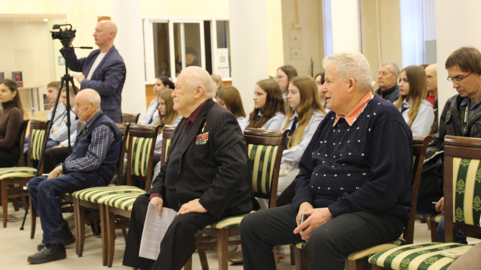 Изображение галереи