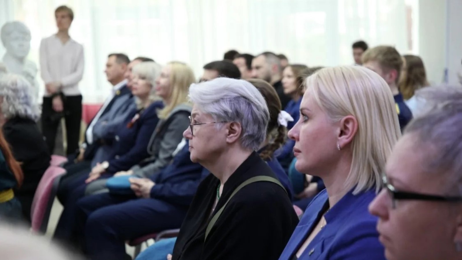 Изображение галереи
