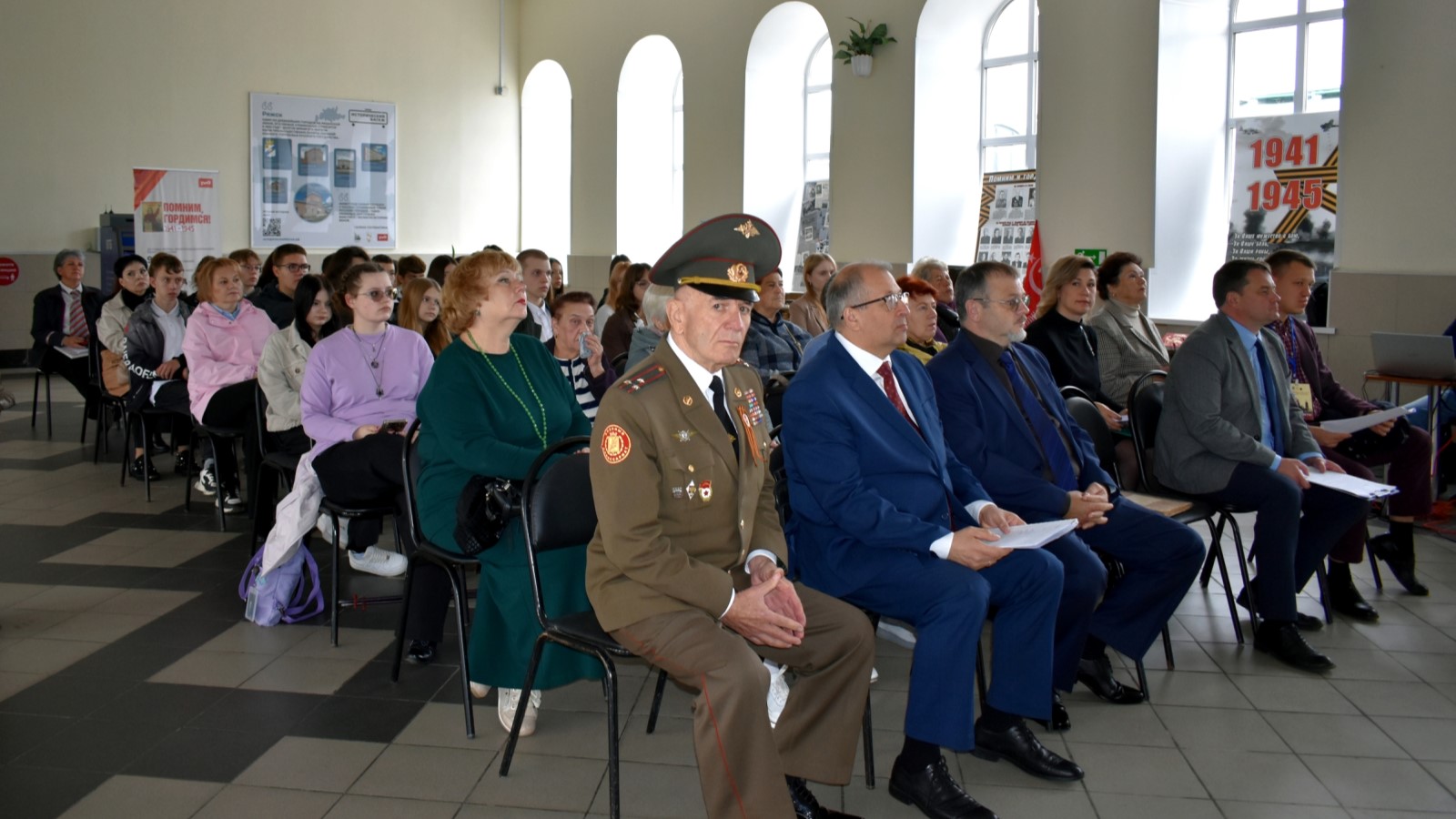 Изображение галереи